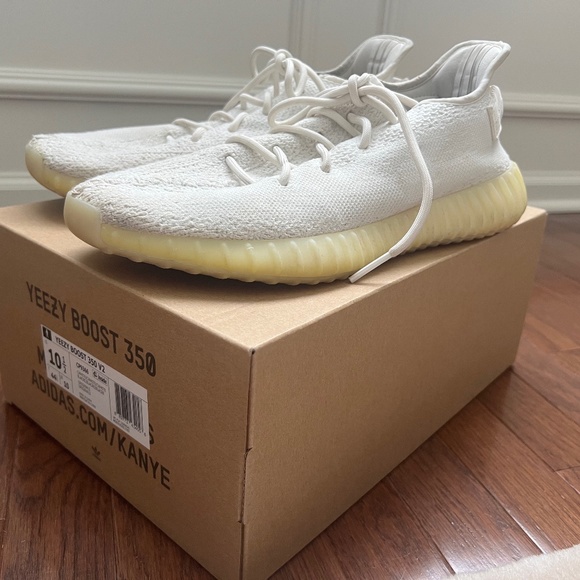 Yeezy Boost 350 v2